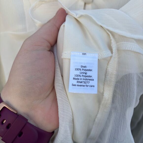 Nine West Cream Sheer Top NWT Small - Picture 4 of 6